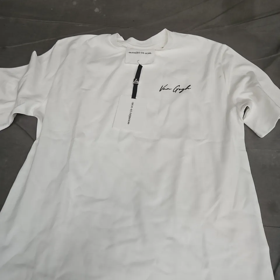 MANIÈRE DE VOIR WHITE T-SHIRT – SIZE S