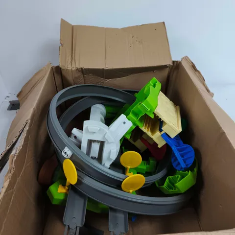 HOT WHEELS MARIO KART CIRCUIT LITE TRACK