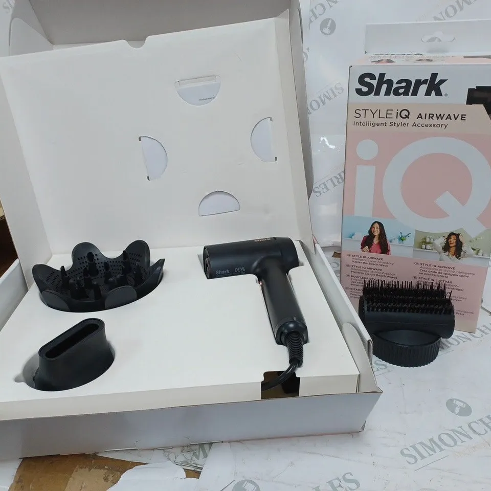BOXED SHARK STYLE IQ IONIC HAIR DRYER & STYLER