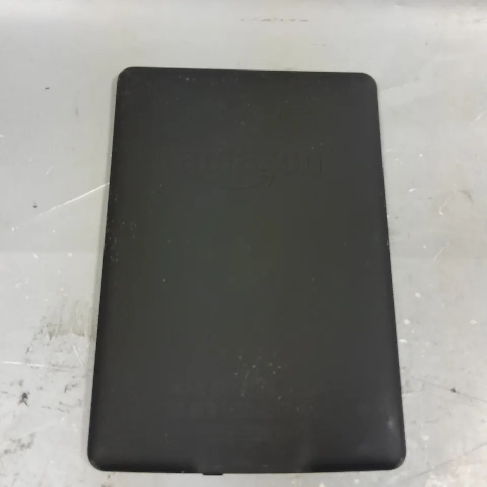 AMAZON KINDLE PAPERWHITE E-READER 