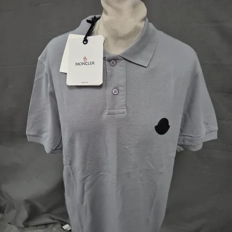 MONCLER LOGO CASUAL POLO SHIRT - LARGE 