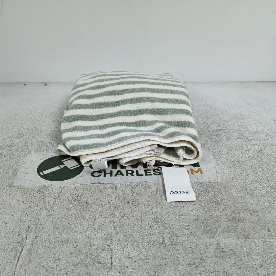 ZARA HOME BATH TOWEL 90 X 150CM