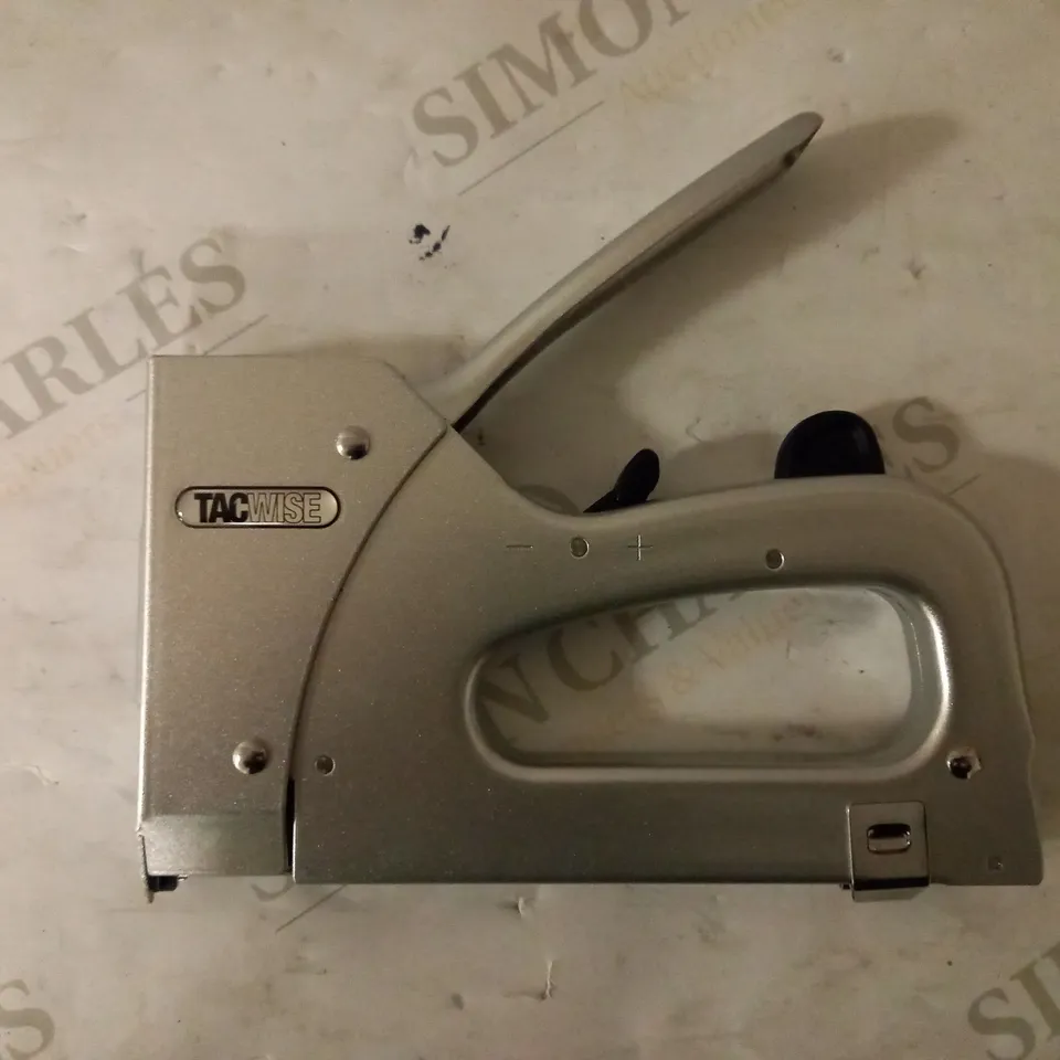 TACWISE STAPLER