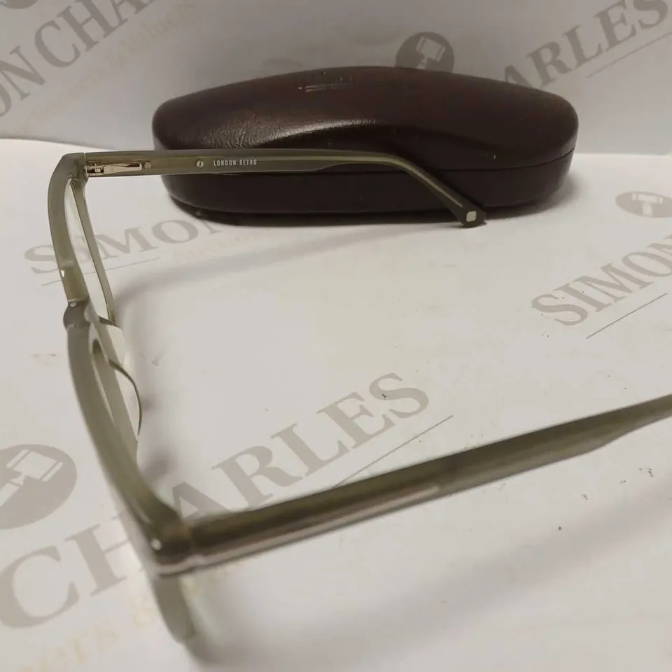 LONDON RETRO Y326 BALHAM SHINY GREY/SILVER GLASSES 