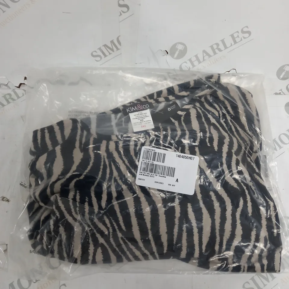 BOX OF APPROXIMATELY 40 ASSORTED CLOTHING PRODUCTS IN VARIOUS SIZES TO INCLUDE SKIRTS, JUMPERS, DRESSES ETC - COLLECTION ONLY