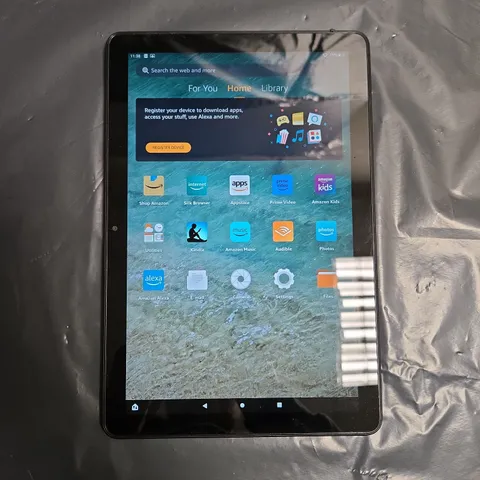 AMAZON FIRE HD 10 TABLET