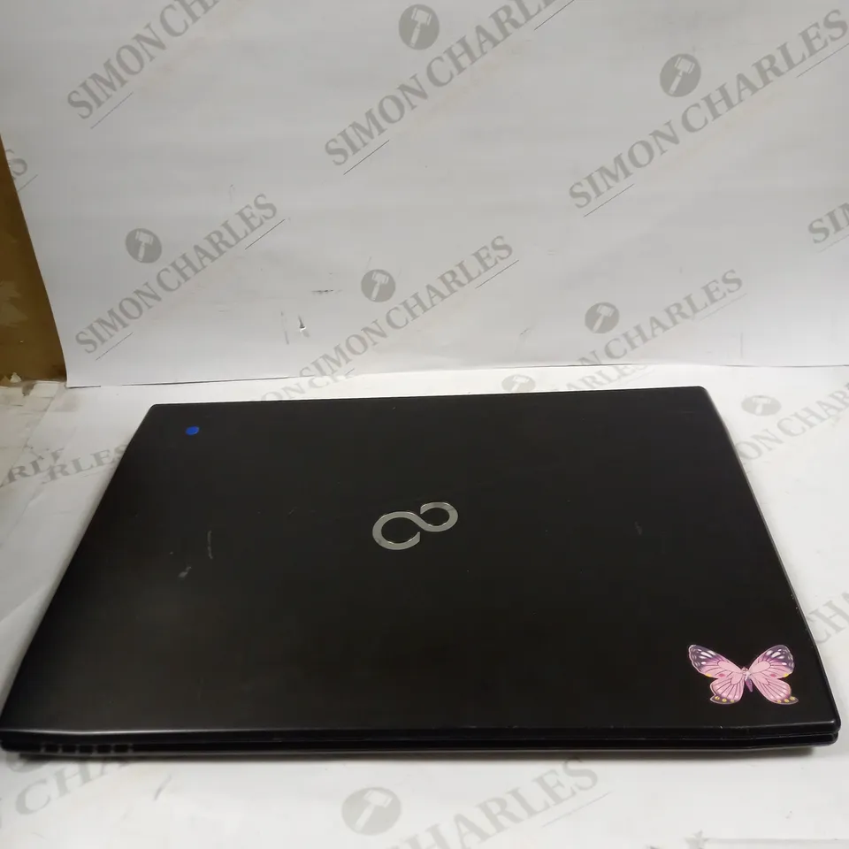 FUJITSU LIFEBOOK AH544 LAPTOP 