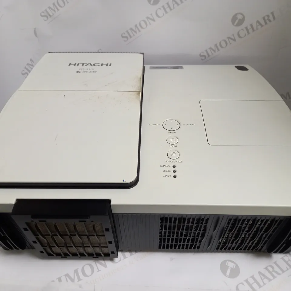 HITACHI ED-A101 3LCD UST PROJECTOR