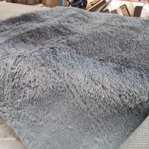 BUCKMAN FLUFFY HAND TUFTED GREY RUG - 200 X 290CM