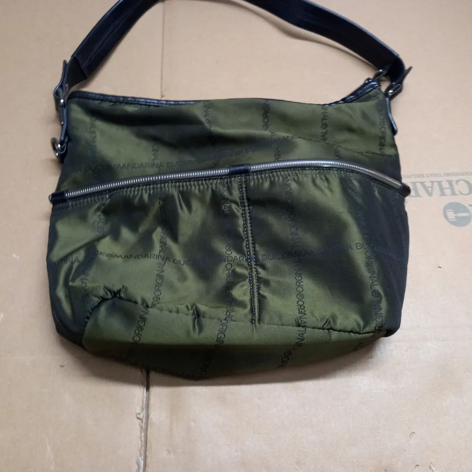 MANDARINA DUCK FUNCTIONAL GREEN BAG