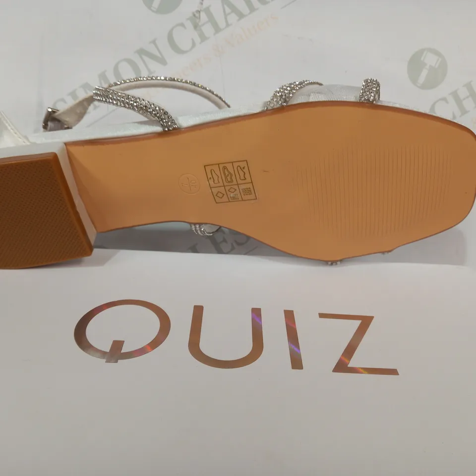 BOXED PAIR OF QUIZ OPEN TOE STRAPPY SANDALS IN SATIN WHITE W. JEWEL EFFECT EU SIZE 40