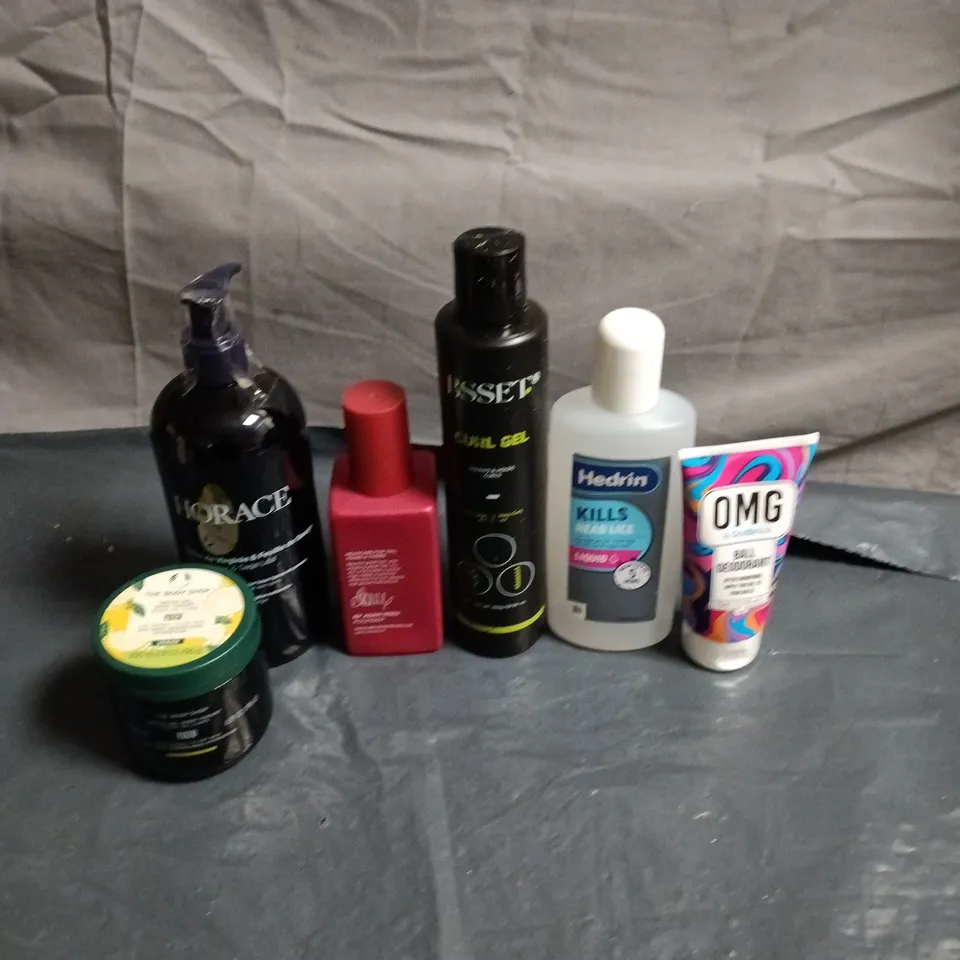 APPROXIMATEY 20 ASSORTED HEALTH AND BEAUTY PRODUCTS TO INCLUDE - OMG BALL DEODORANT - HEDRIN LIQUID AND THE BODY SHOP WATER GEL