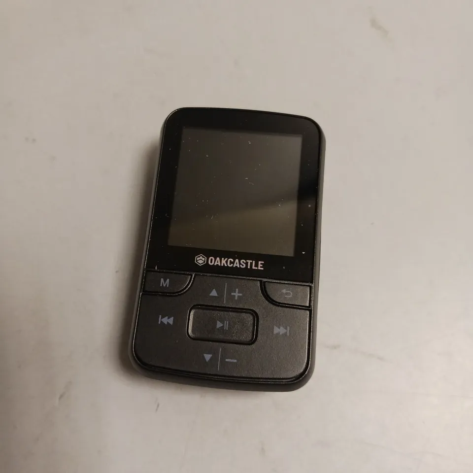 BOXED OAKCASTLE MINI PORTABLE MP3 PLAYER IN BLACK