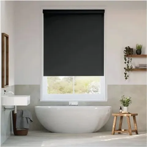 Boxed indoor blackout trimmable roller blind (1 box)