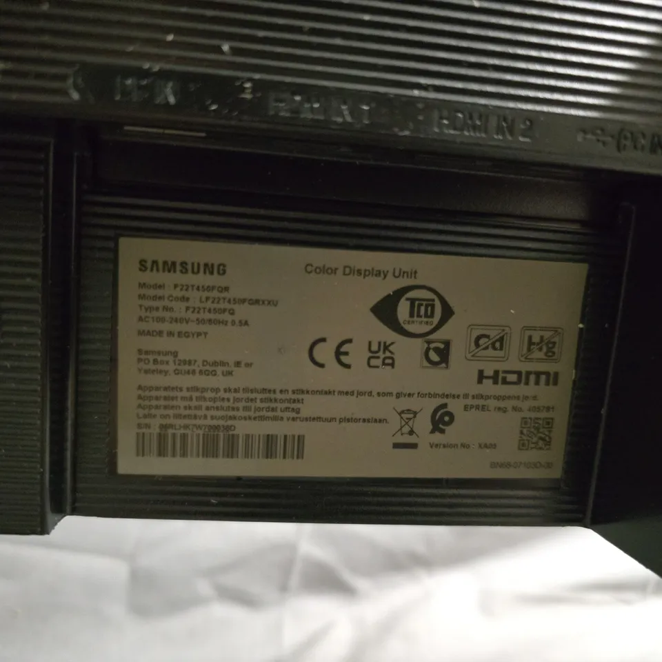 SAMSUNG COMPUTER MONITOR – COLOUR DISPLAY UNIT - MODEL F22T450FQRXXU