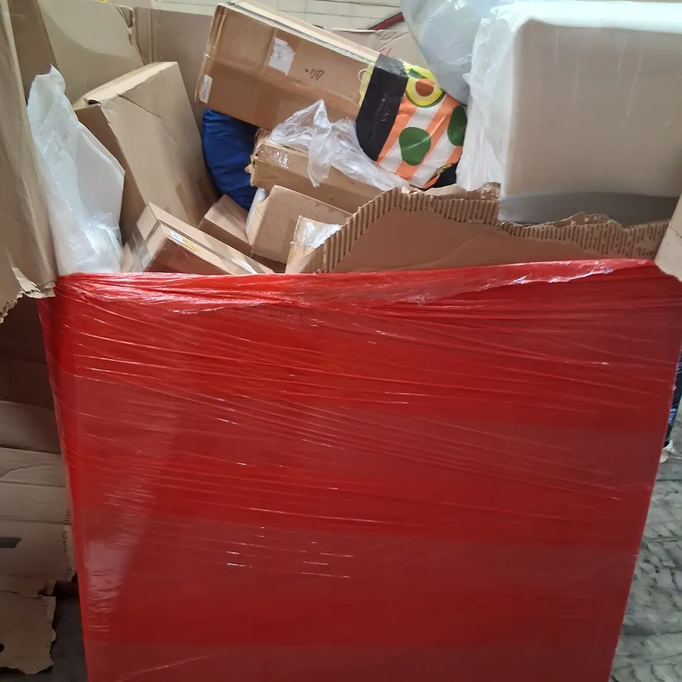 PALLET CONSISTING OF A LARGE QUANTITY OF ASSORTED HOUSEHOLD AND ELECTRICAL PRODUCTS AND ACCESSORIES TO INCLUDE;