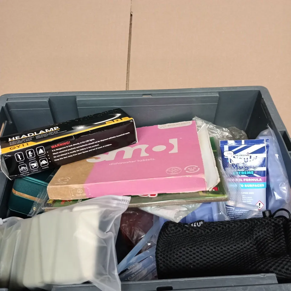 BOX OF APPROXIMATELY 10 ASSORTED GOODS INCLUDING GY11 HEADLAMP, SMOL DISHWASHER TABLETS AND EDGE LEAF MOUSE AND RAT LURE TRAPS