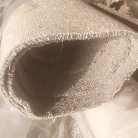 ROLL OF QUALITY STRATHMORE BERBER SHADOW GREY CARPET // SIZE UNSPECIFIED