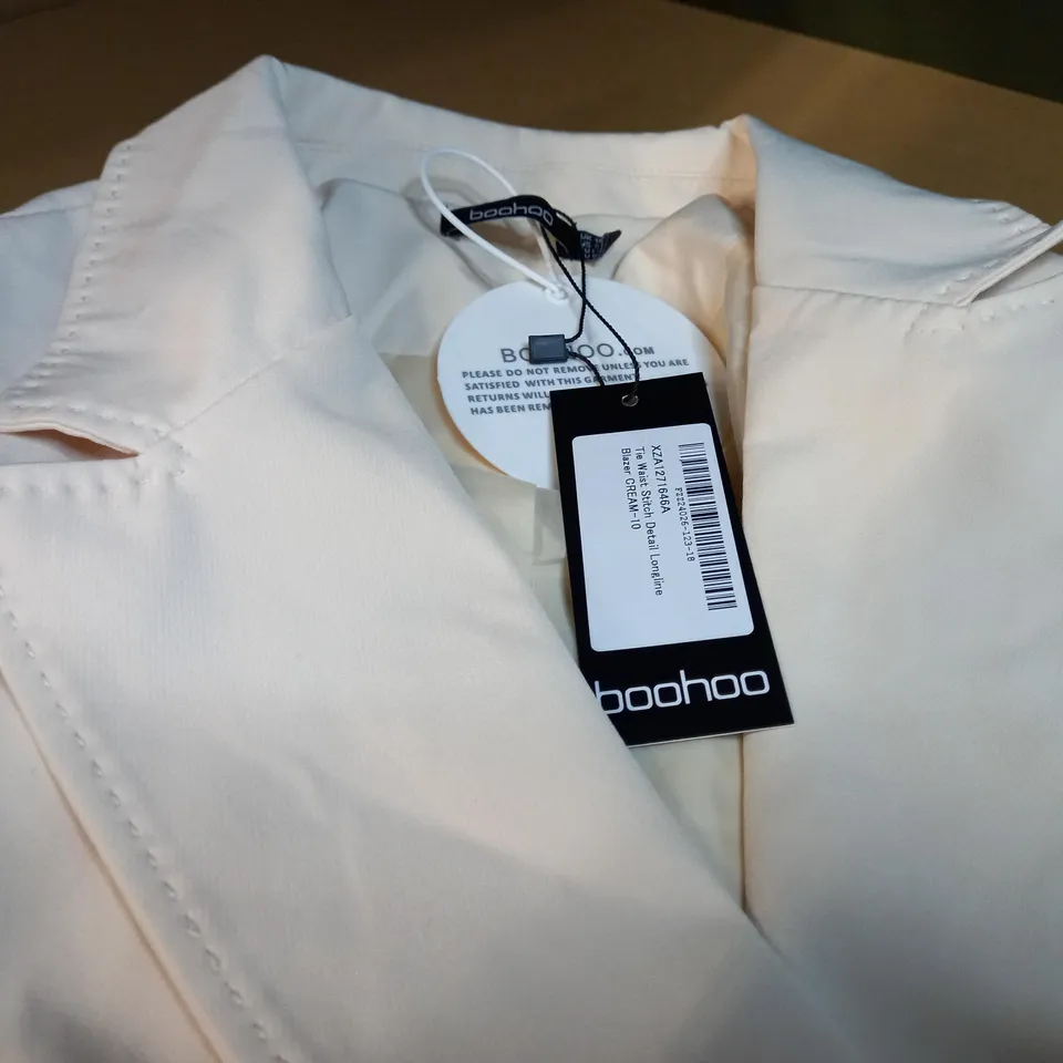 BOOHOO CREAM STITCH DETAIL TONGLINE BLAZER - SIZE 10