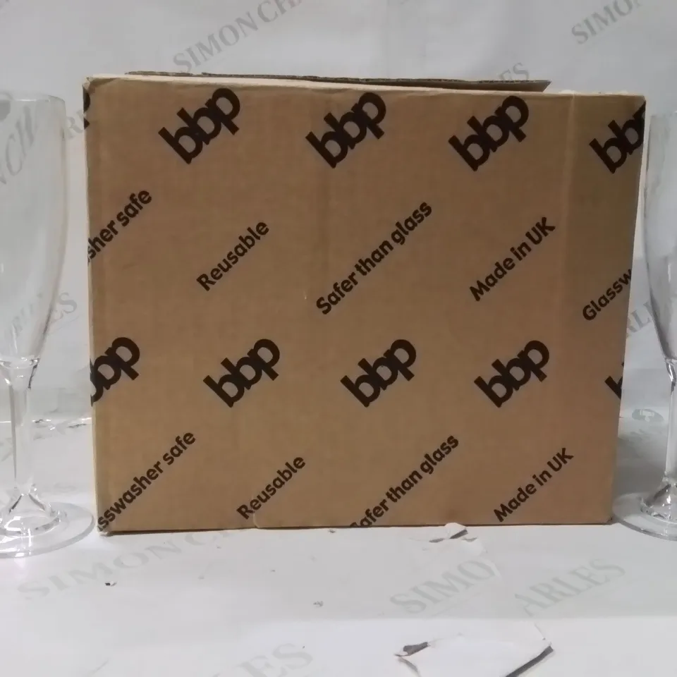 BOXED ELITE PREMIUM CHAMPAGNE FLUTES APPROXIMATELY 10