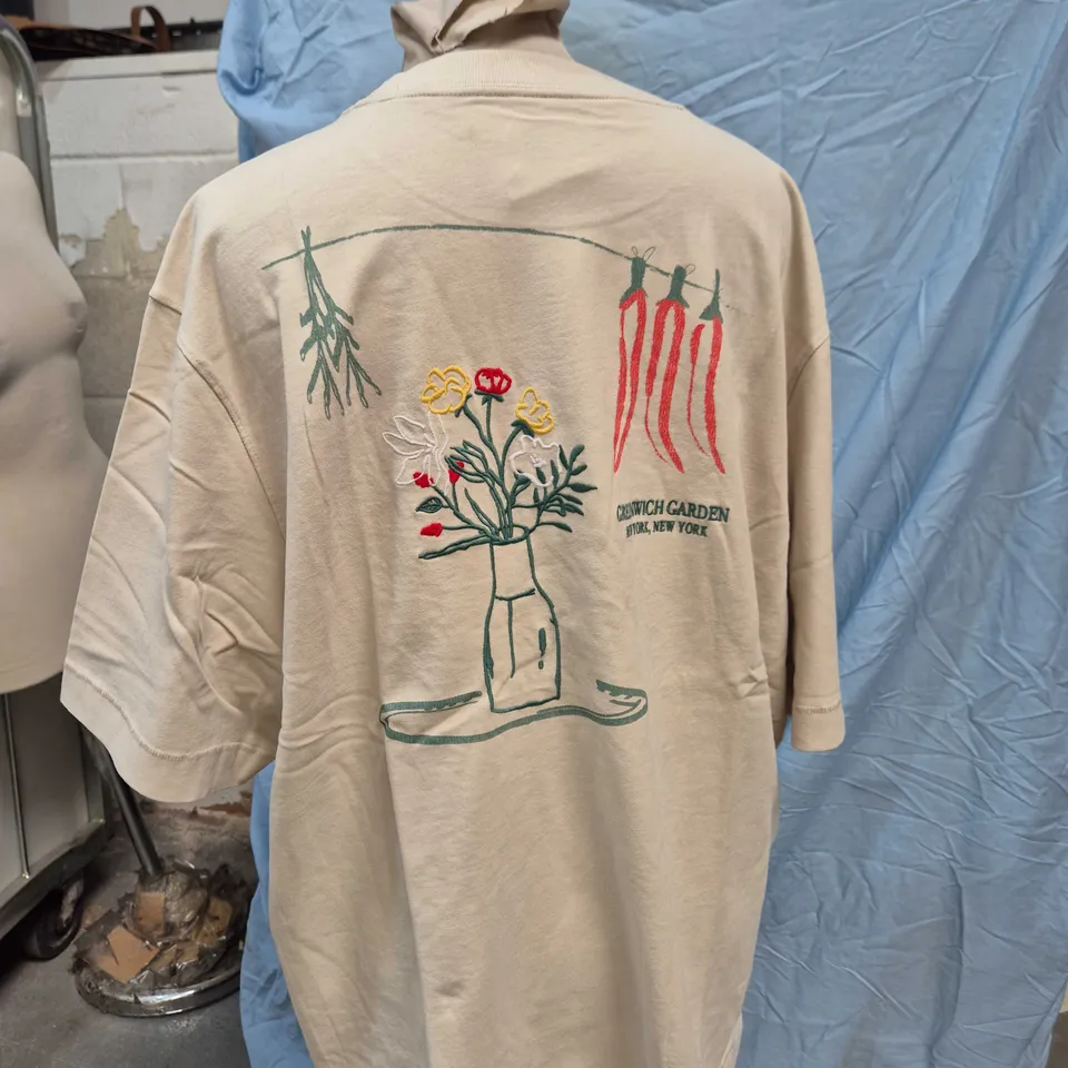 ABERCROMBIE & FITCH SOFT AF COLLECTION PREMIUM HEAVYWEIGHT 2.0 TEE – SIZE L
