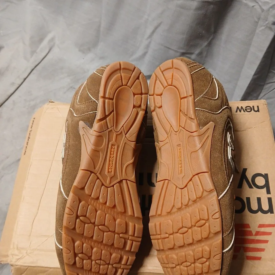 NEW BALANCE BROWN SUEDE SNEAKERS – UK 6 (EU 40) – PAIR .