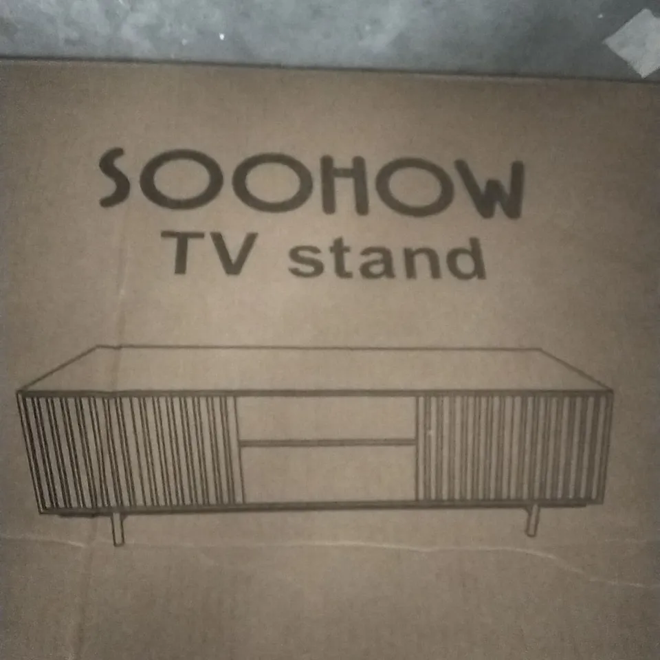 BOXED TV STAND DIMENSIONS: 67.3X18.9X4.7 INCH