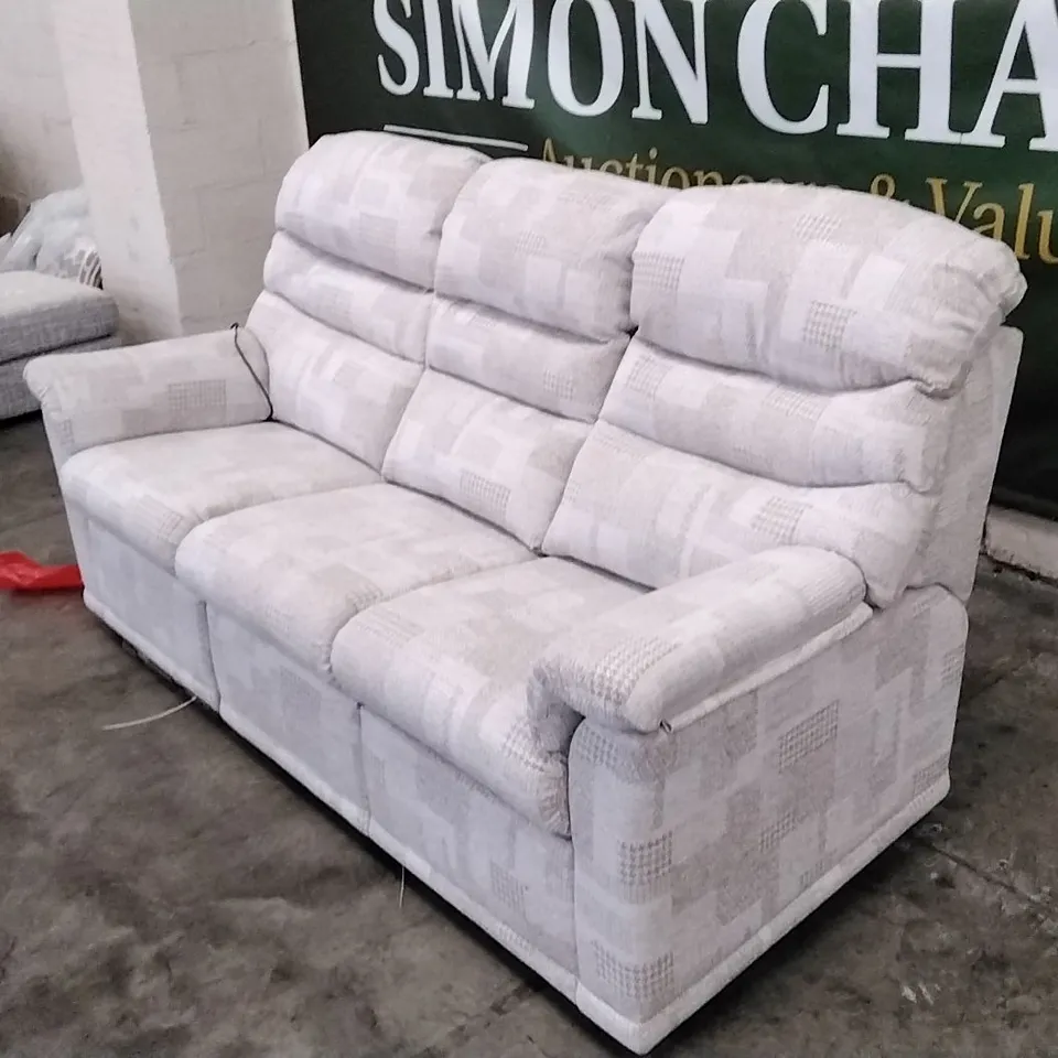QUALITY BRITISH DESIGNED & MANUFACTURED G PLAN MALVERN 3 SEATER POWER RECLINER OXFORD PUTTY FABRIC
