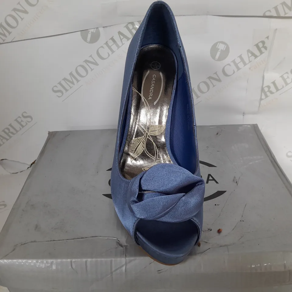 BOXED PAIR OF CASANDRA  OPEN TOE HEELS IN BLUE - SIZE 36