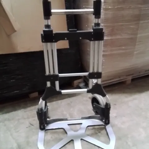 PALLET TO CONTAIN A LARGE QUANTITY OF HEAVY DUTY WHITE GOODS APPLIANCE TRUCKS 