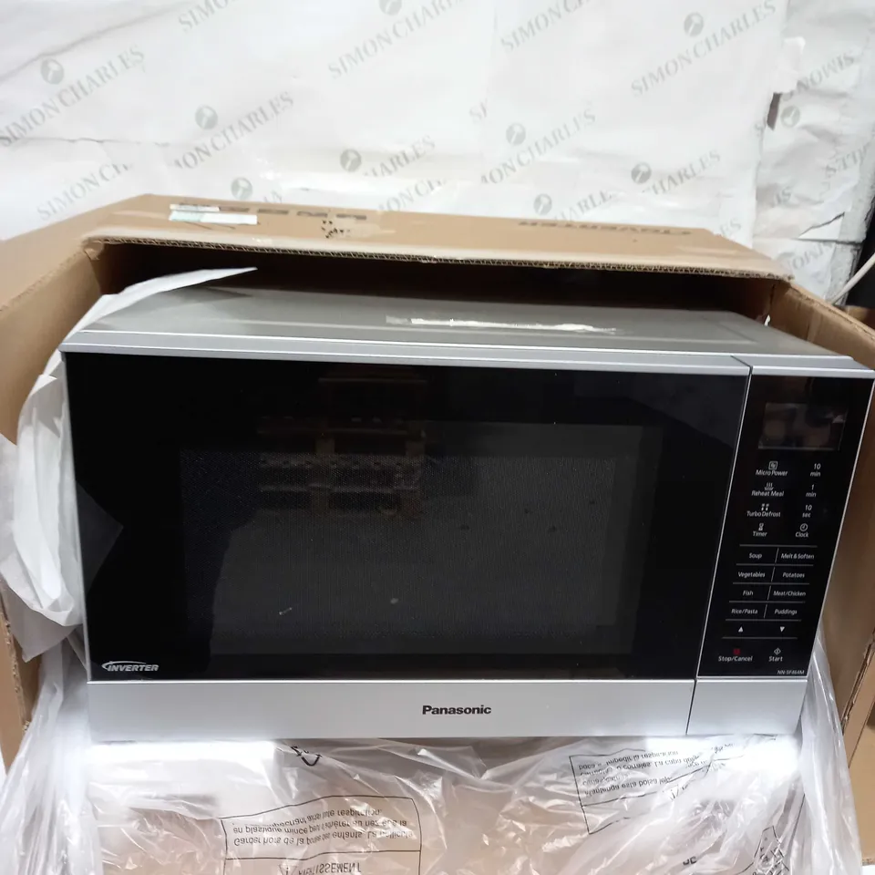 PANASONIC NN-SF464M MICROWAVE OVEN - SILVER 