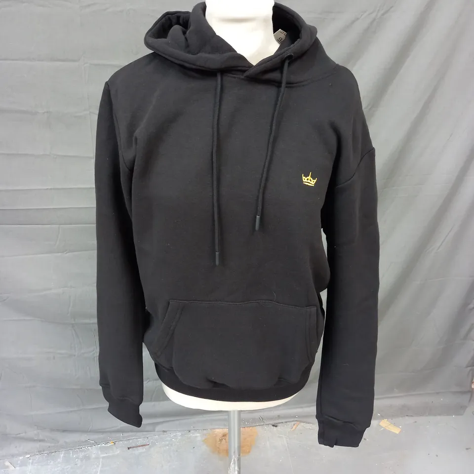 INDUSTRIALIZE CROWN EMBROIDERED JOGGER AND HOODIE SET IN BLACK SIZE M