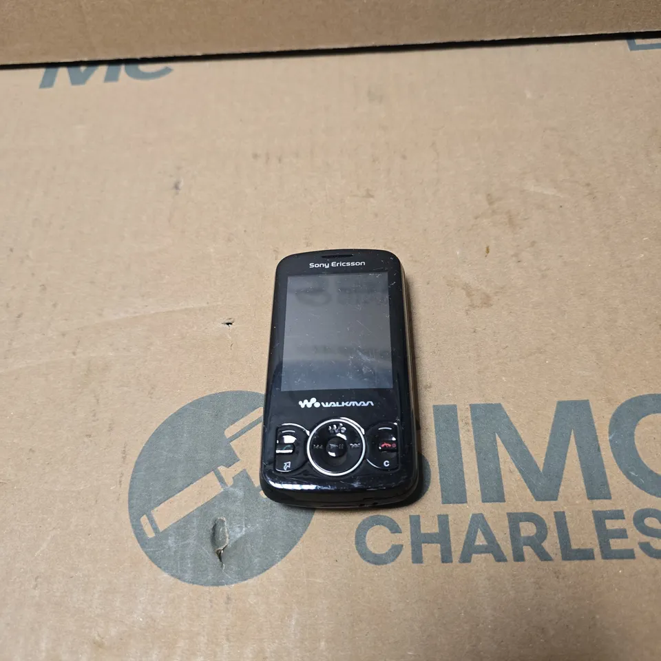  SONY ERICSSON W100I SPIRO WALKMAN MOBILE PHONE