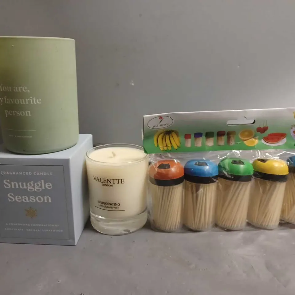 APPROXIMATELY 10 ASSORTED ITEMS TO INCLUDE - TOOTHPICK , SNUGGLE SEASON SCENTED CANDLE , VALENTTE INVIGORATING ETC