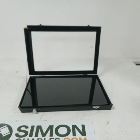 BLACK DISPLAY CASE WITH GLASS LID β SHOP DISPLAY