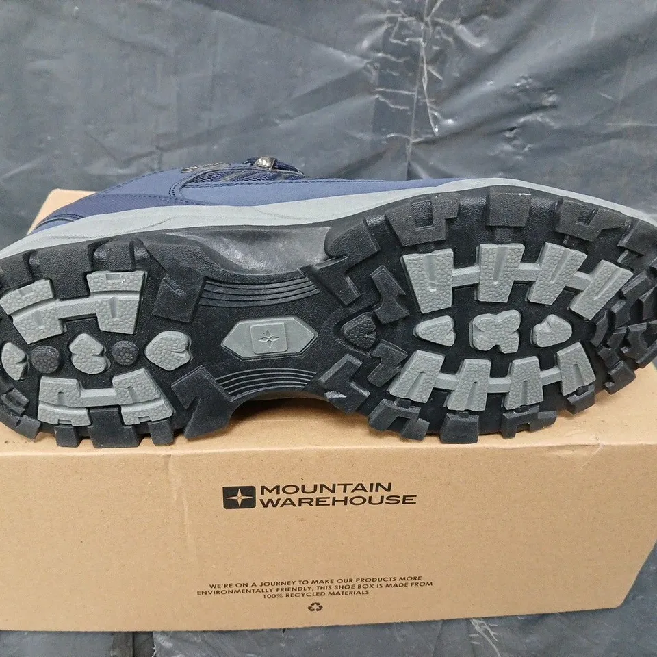 BOXED PAIR OF MOUNTAIN WAREHOUSE WALKING BOOTS - UK SIZE 10