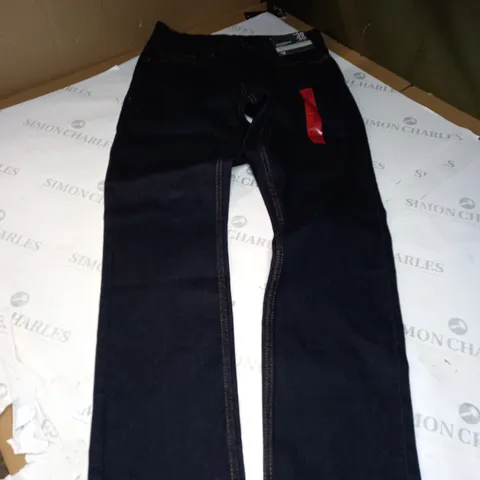 STRAIGHT STRETCH DENIM JEANS SIZE 30
