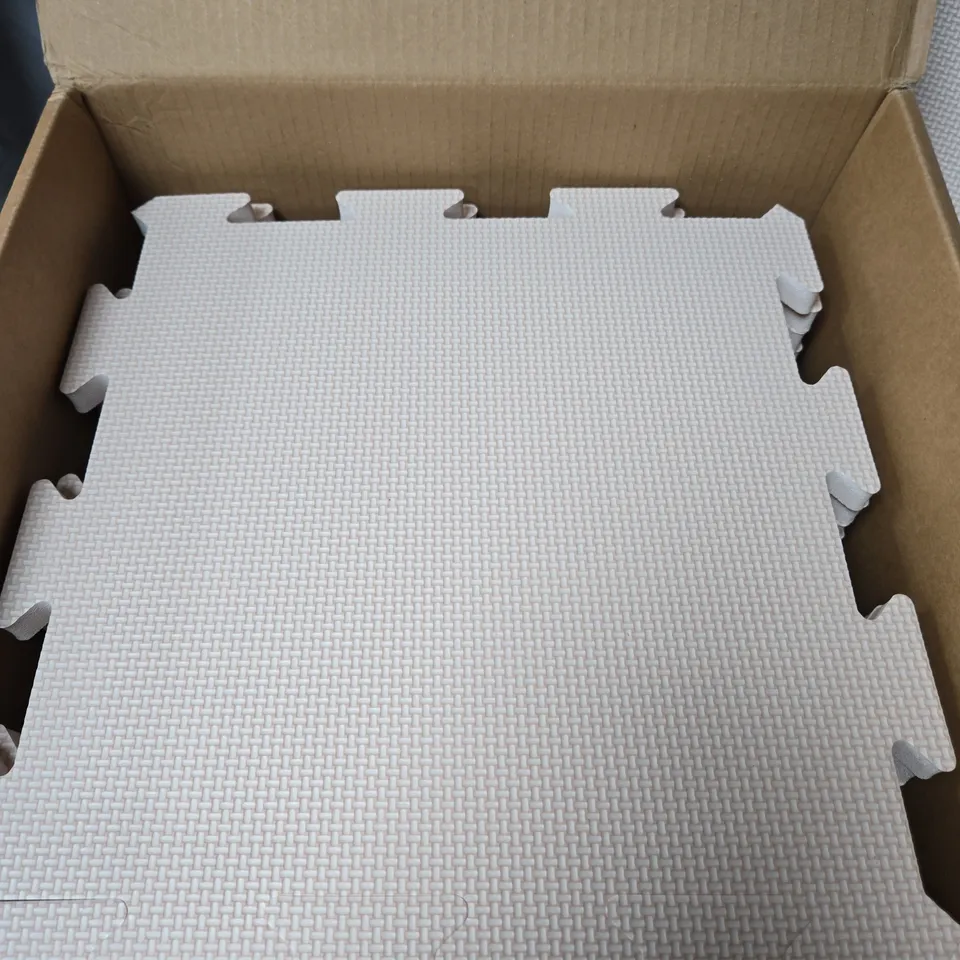 THE MODERN NURSERY PUZZLE PLAYMAT - SAND WARM GREY, SAND & BRIGHT WHITE (16 TILE SET)