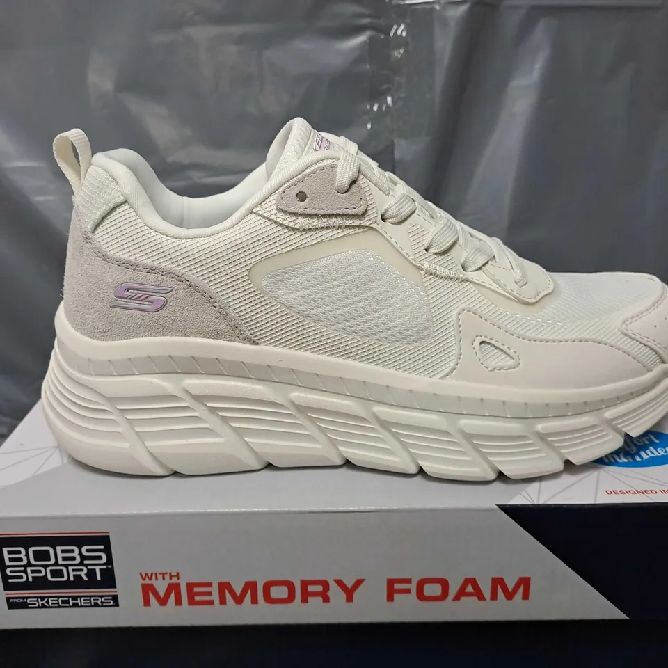 SKECHERS BOBS B FLEX TRAINERS IN OFF-WHITE SIZE 5