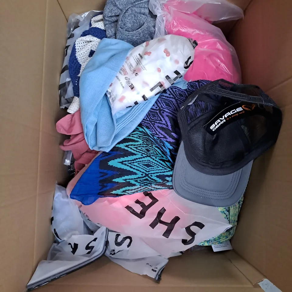 APPROXIMATELY 25 ASSORTED CLOTHING AND FASHION PRODUCTS IN VARIOUS STYLES AND SIZES - COLLECTION ONLY