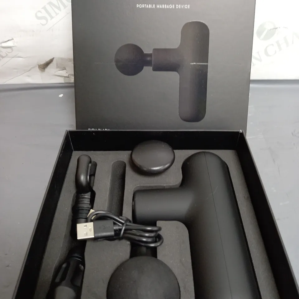 LOLA PORTABLE MASSAGE DEVICE