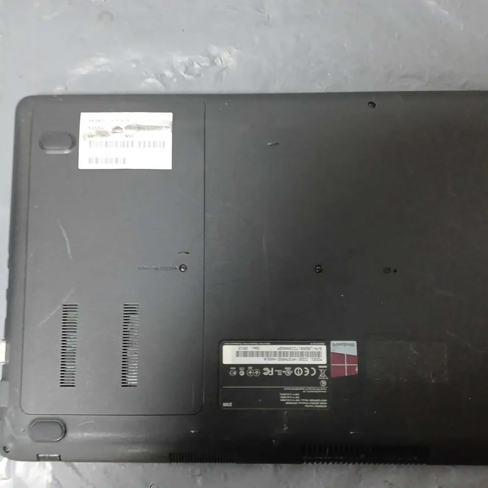 Samsung	370R4E/370R4V/370R5E/3570RE/370R5V	15 Inch	i3-3110M 2.40GHz