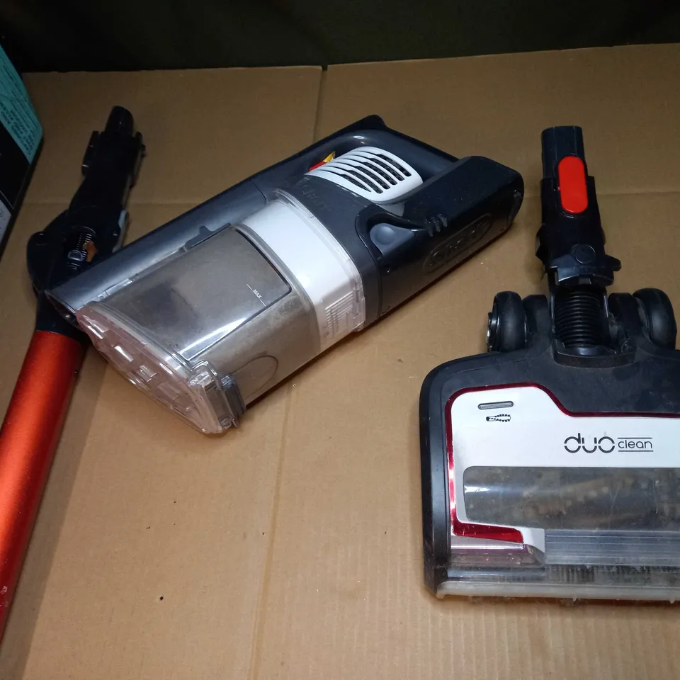BOXED SHARK CORDLESS STICK VACUUM
