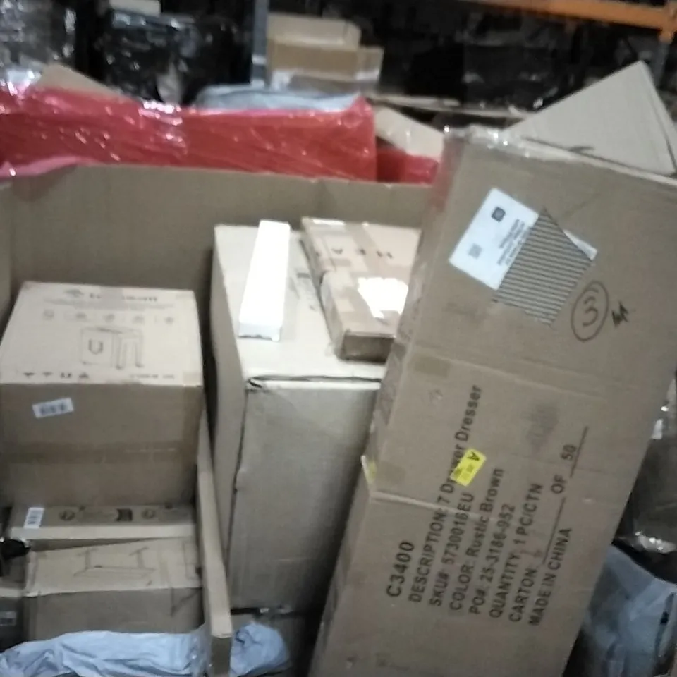 PALLET OF ASSORTED HOUSEHOLD GOODS AND PRODUCTS TO INCLUDE;INFRARED COOKER,AIR FRYER,35" TERRARIUM T5 STRIP LIGHT FIXTURE