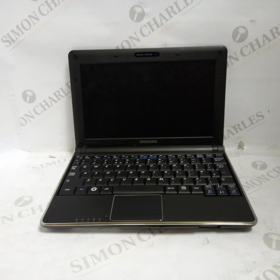 SAMSUNG NP-N140 10" NETBOOK