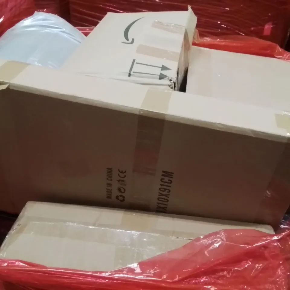 PALLET OF ASSORTED HOUSEHOLD GOODS AND PRODUCTS TO INCLUDE;RETRACTABLE SAFETY GATE,STORAGE TOY BOX