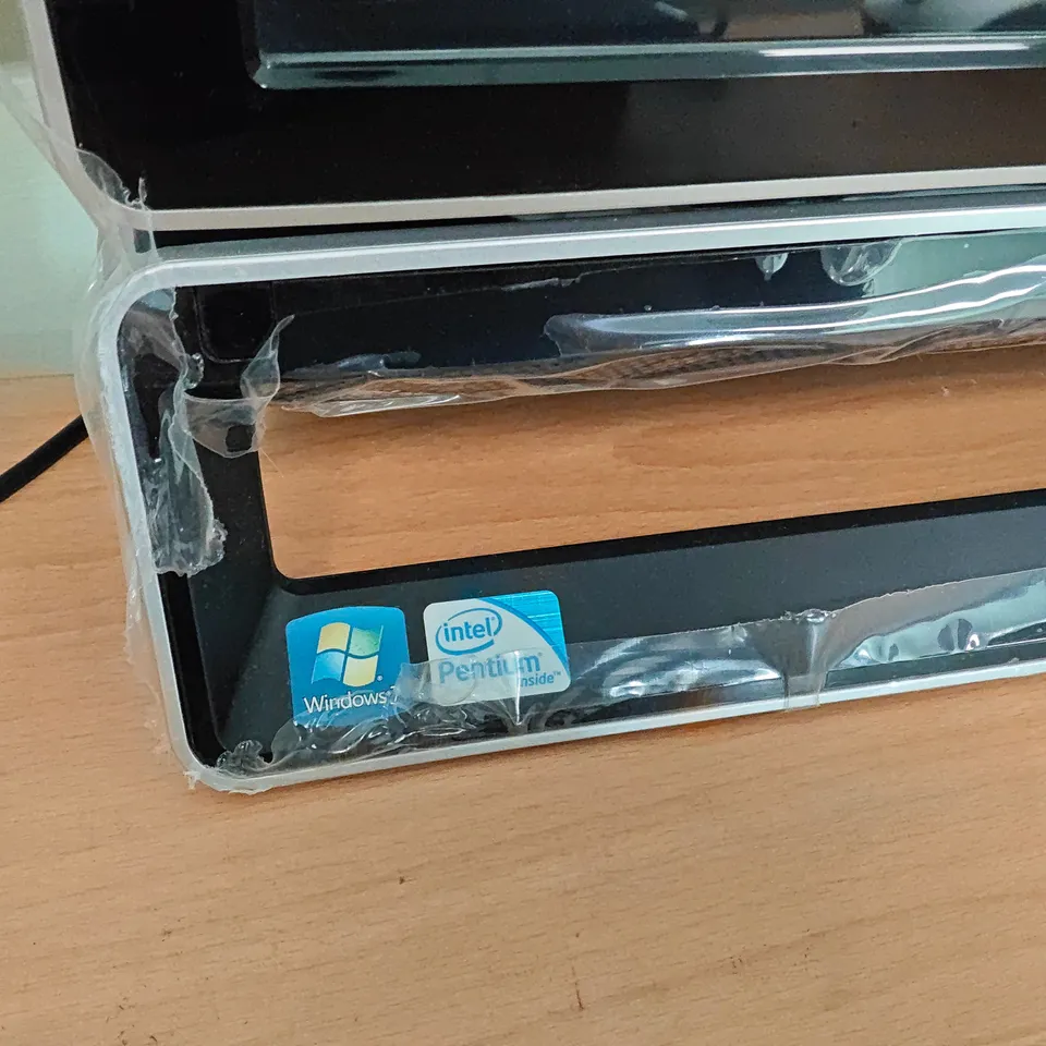 UNBOXED ACER ASPIRE Z5771 ALL IN ONE COMPUTER WITH ACCESSORIES 
