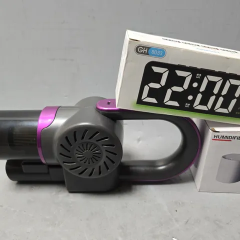 APPROXIMATELY 6 ASSORTED ITEMS TO INCLUDE - LED EMERGENCY DOWNLIGHT , HUMIDIFIER , VACUUM CLEANER ETC