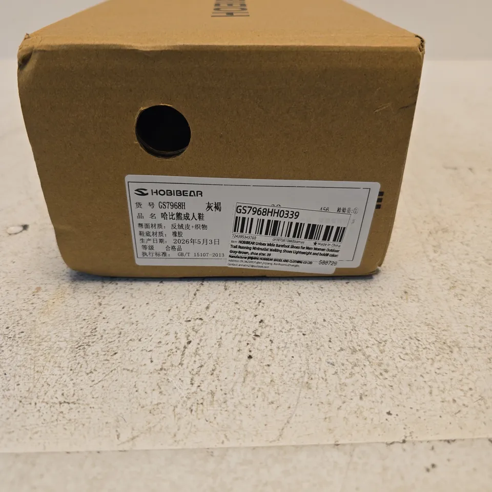 HOBIBEAR MEN'S CASUAL TRAINERS – GREY FABRIC, BOXED SIZE UK 39