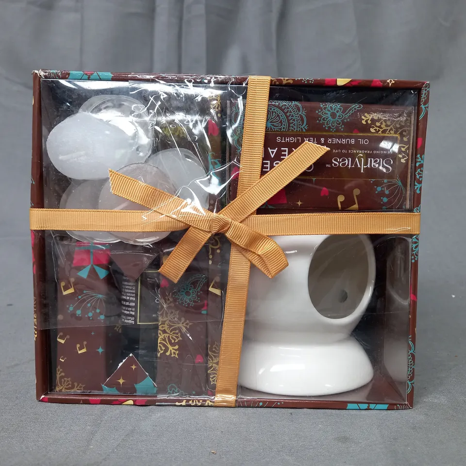 STARLYTES GINGER BREAD OIL BURNER & TEA LIGHTS